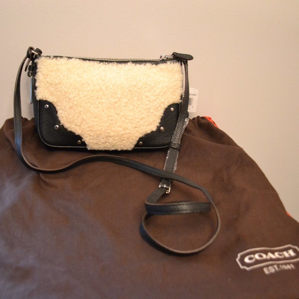 Coach Small Rhyder Pochette / Crossbody Shearling